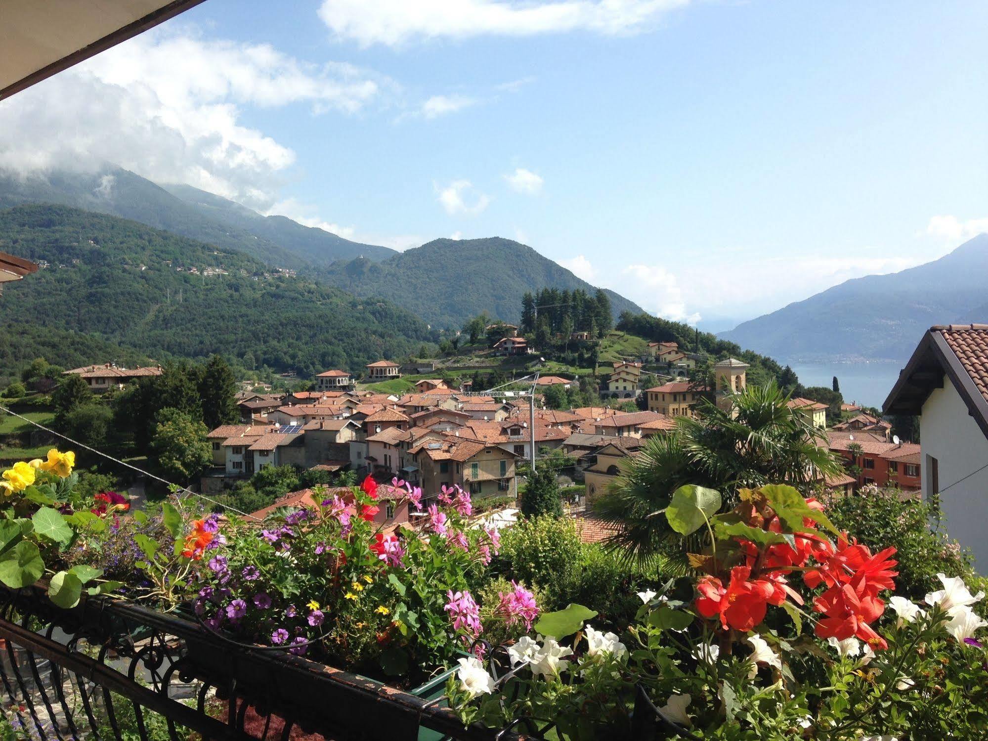 Bed and Breakfast Balcone Fiorito Menaggio Exterior foto